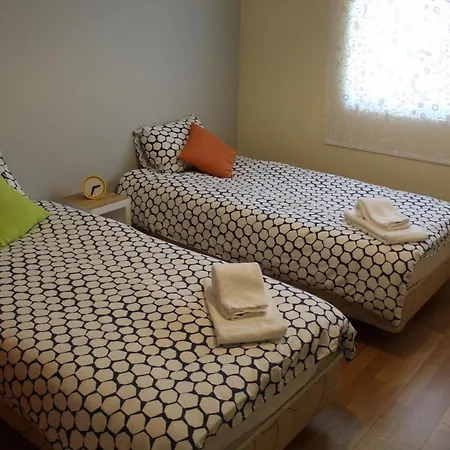 Luxury 2-bed With Huge Pool - شقة البوفيرا